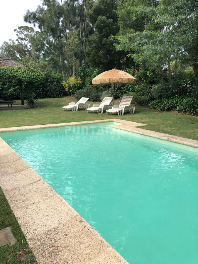 Casa ID.212867 - ALQUILER HERMOSA CASA CON PISCINA EN LA BARRA 