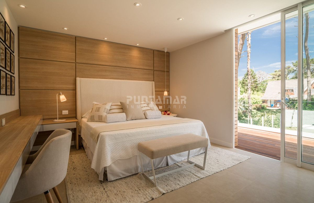 Casa ID.212149 - Espectacular casa en Boulevard Park