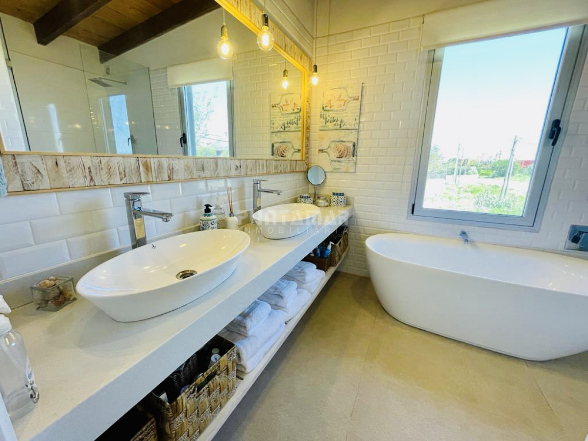 Casa ID.211944 - ESPECTACULAR CASA CON PISCINA Y VISTA AL MAR EN EL CHORRO