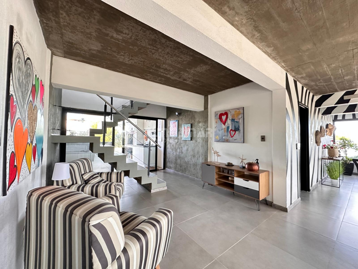 Casa ID.210856 - ALQUILER FRENTE AL MAR EN MONTOYA - 5 SUITES CON PISCINA