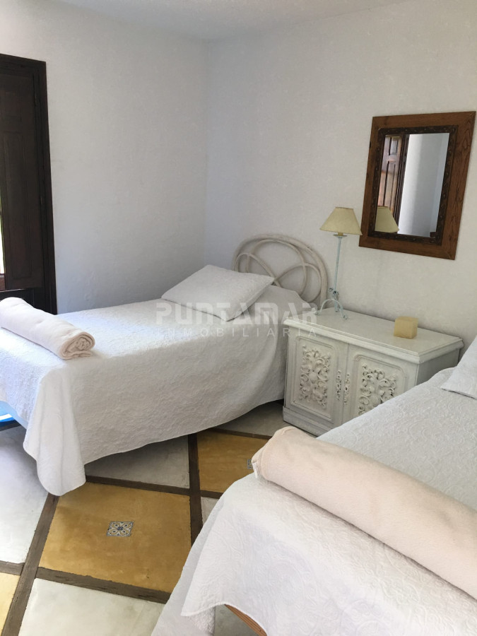 Casa ID.212913 - ALQUILER HERMOSA CASA EN EL CORAZON DE LA BARRA