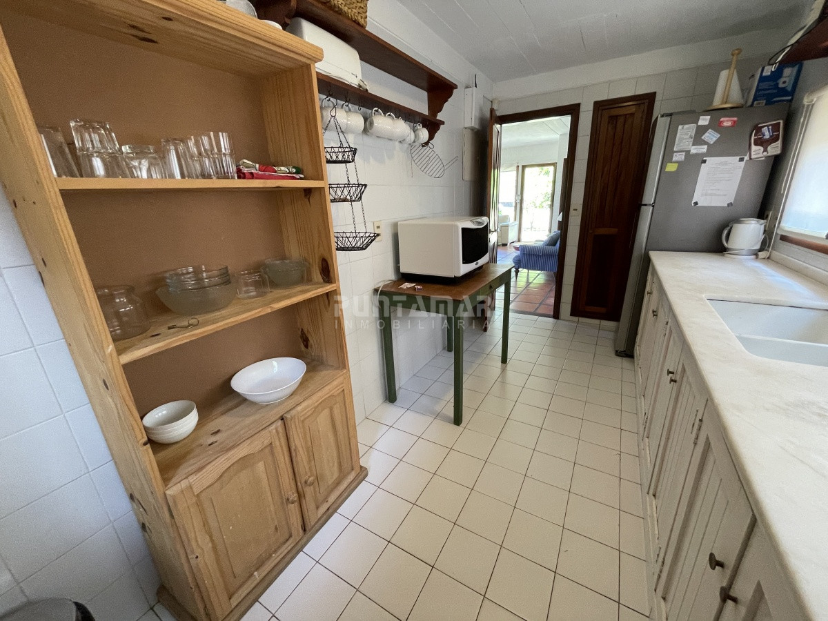 Casa ID.210843 - ALQUILER CASA DE 2 PLANTAS EN LA BARRA CON PISCINA