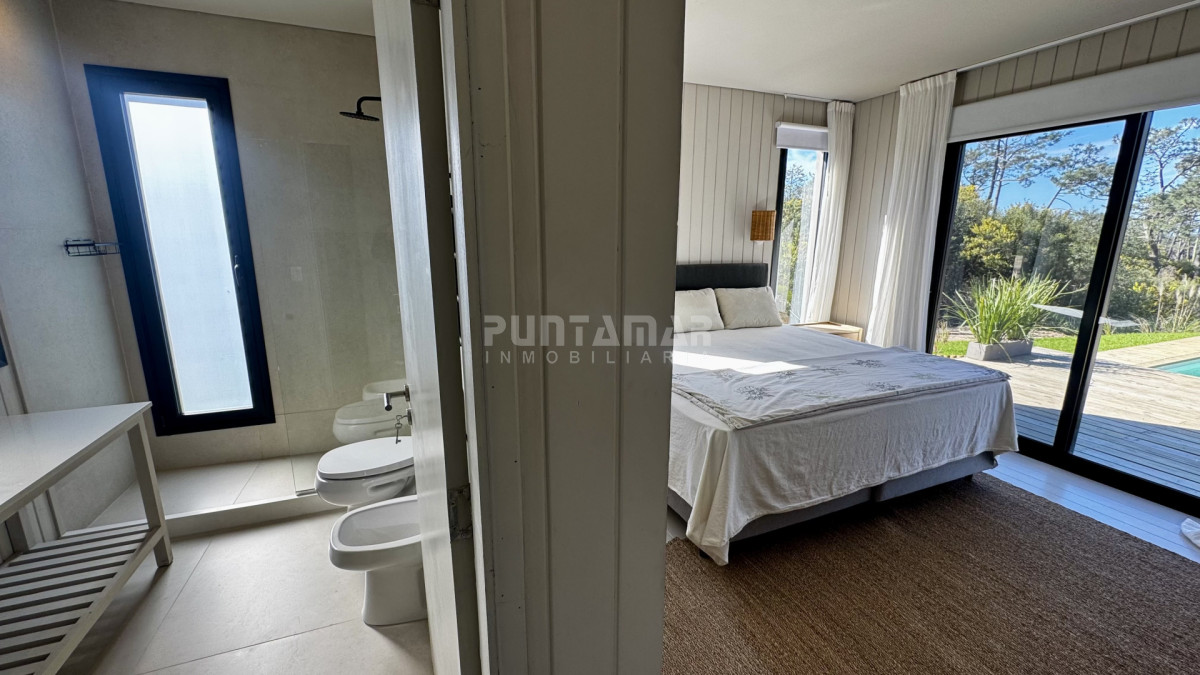 Casa ID.213778 - VENTA CASA DE 3 DORMITORIOS Y PISCINA EN RESERVA MONTOYA 
