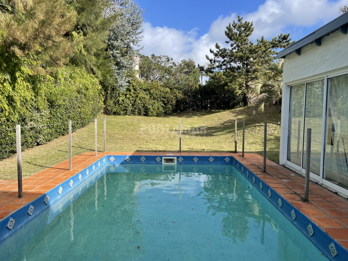 Casa ID.210847 - Casa en venta en Montoya, oportunidad!