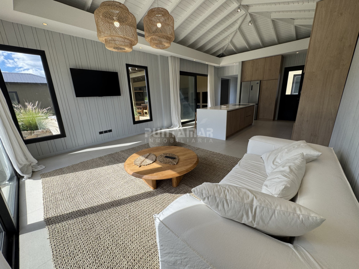 Casa ID.213827 - CASA EN VENTA EN BARRIO PRIVADO PUERTO QUETZAL 