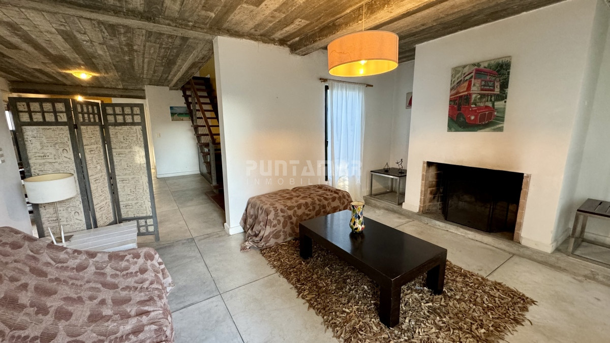 Casa ID.210787 - MUY LINDA CASA EN LA BARRA 3 DORMITORIOS CON PISCINA