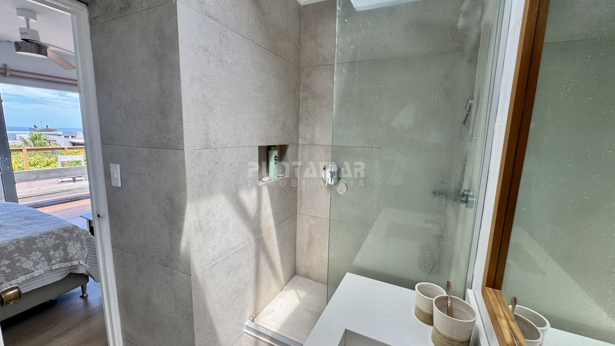Casa ID.213380 - ALQUILER DE CASA 5 DORMITORIOS EN LA BARRA A PASOS DEL MAR