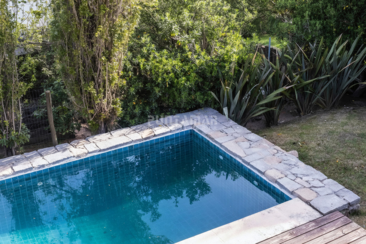 Casa ID.210785 - IMPORTANTE CASA EN PUNTA DEL ESTE, EL CHORRO, 5 DORMITORIOS