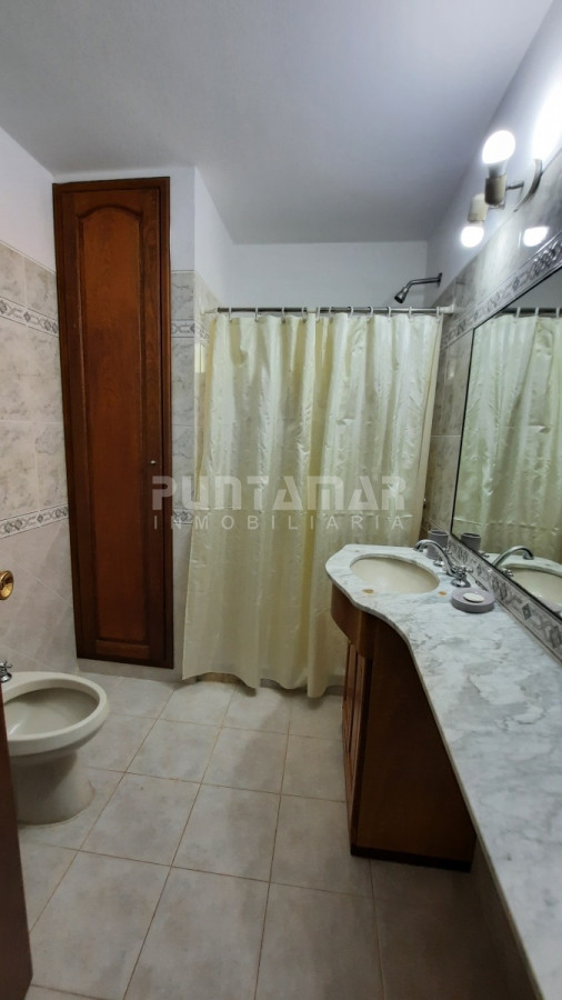 Casa ID.210292 - CASA DE 3 DORMITORIOS CON DEPENDENCIA EN LA MANSA
