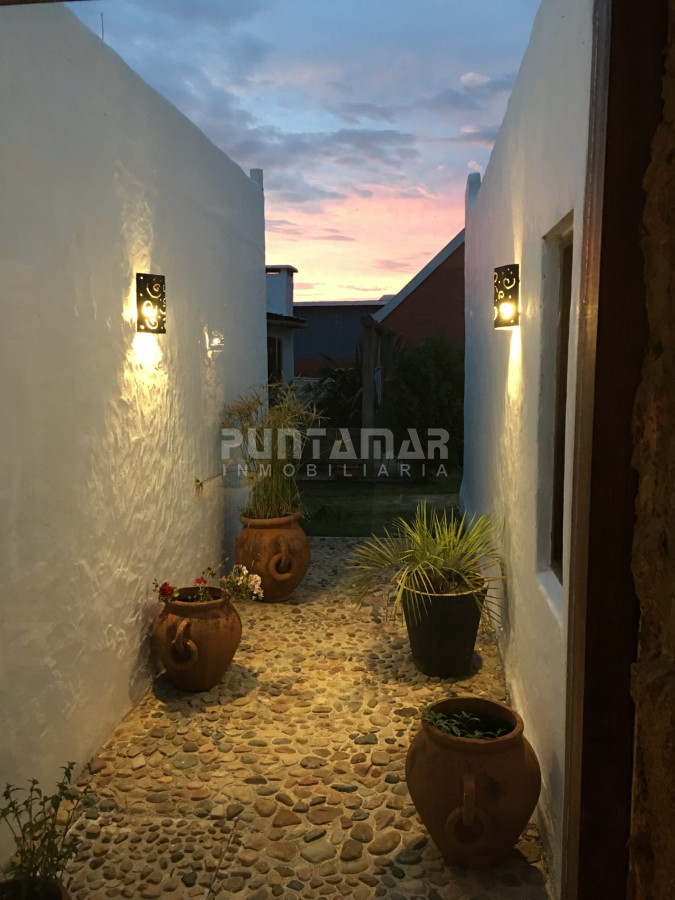 Casa ID.212913 - ALQUILER HERMOSA CASA EN EL CORAZON DE LA BARRA