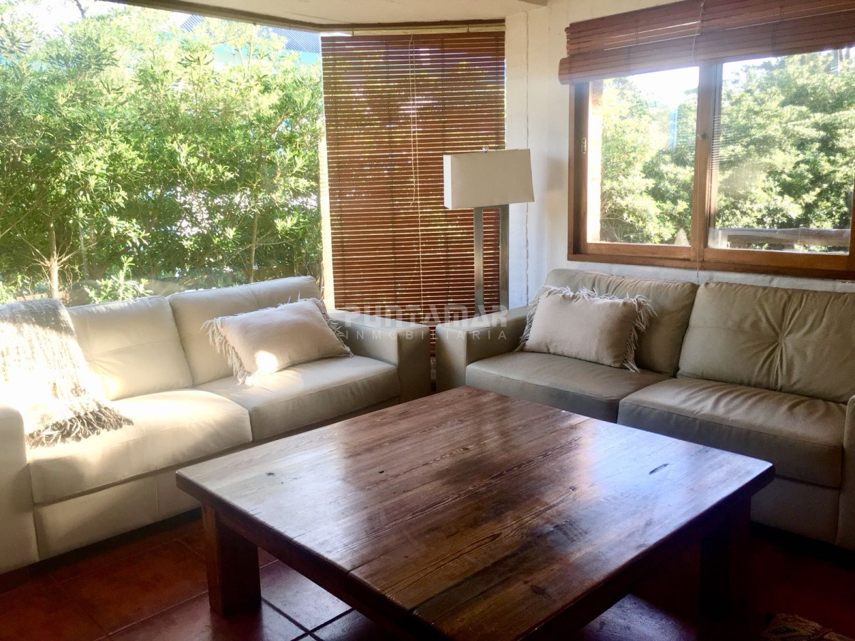 Casa ID.210775 - Casa en Montoya, La Barra en venta y alquiler con piscina