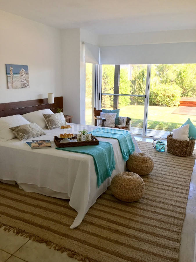 Casa ID.210785 - VENTA DE CASA EN PUNTA DEL ESTE, EL CHORRO 5 DORMITORIOS