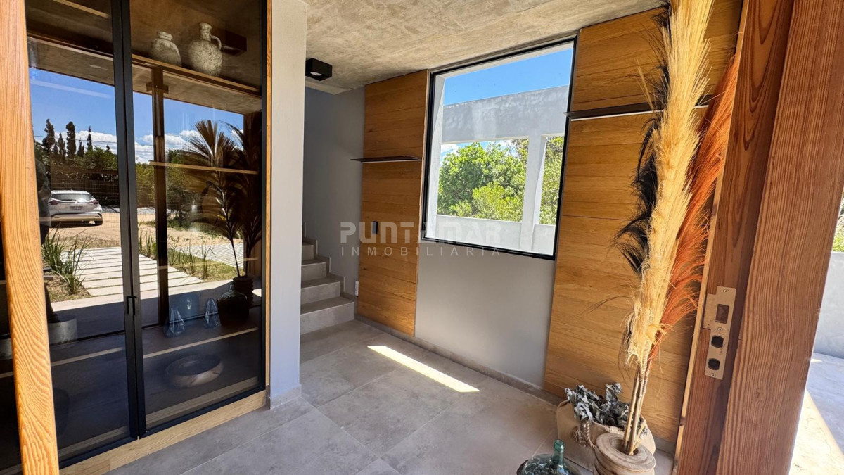 Casa ID.213677 - CASA A ESTRENAR EN SANTA MONICA FRENTE A LA PLAYA EN SANTA MONICA 