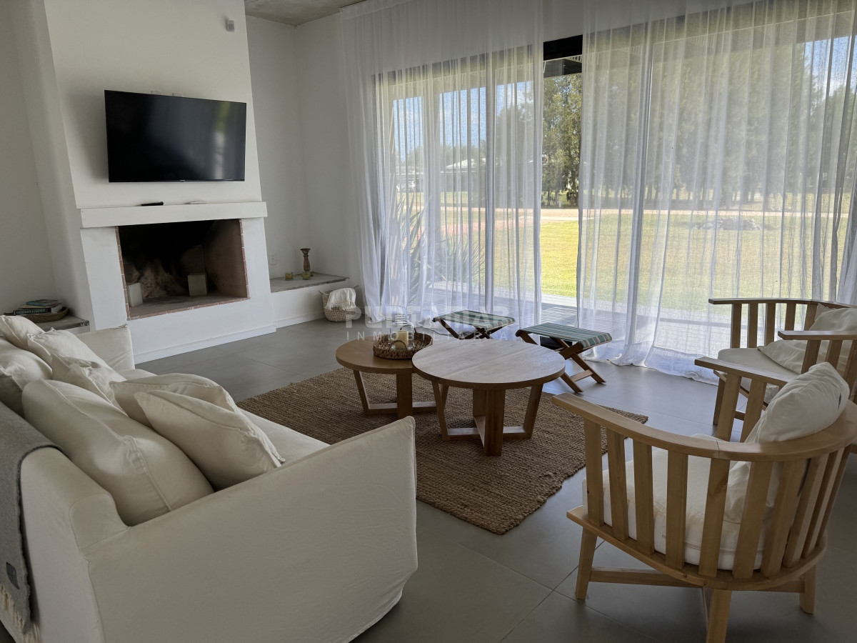 Casa ID.212869 - Casa en venta y alquiler en Barrio El Quijote