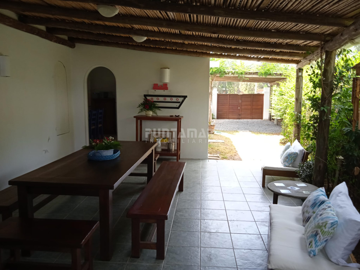 Casa ID.210986 - TRADICIONAL CASA EN ALQUILER EN LA BARRA - EL TESORO