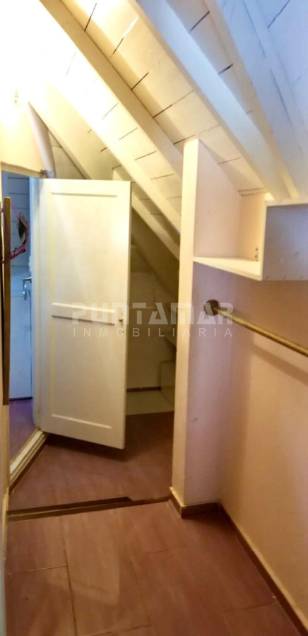 Casa ID.212770 - CASA DE 3 PLANTAS EN PARADA 7 DE LA MANSA, CON 4 DORMITORIOS Y DEPENDENCIA DE SERVICIO