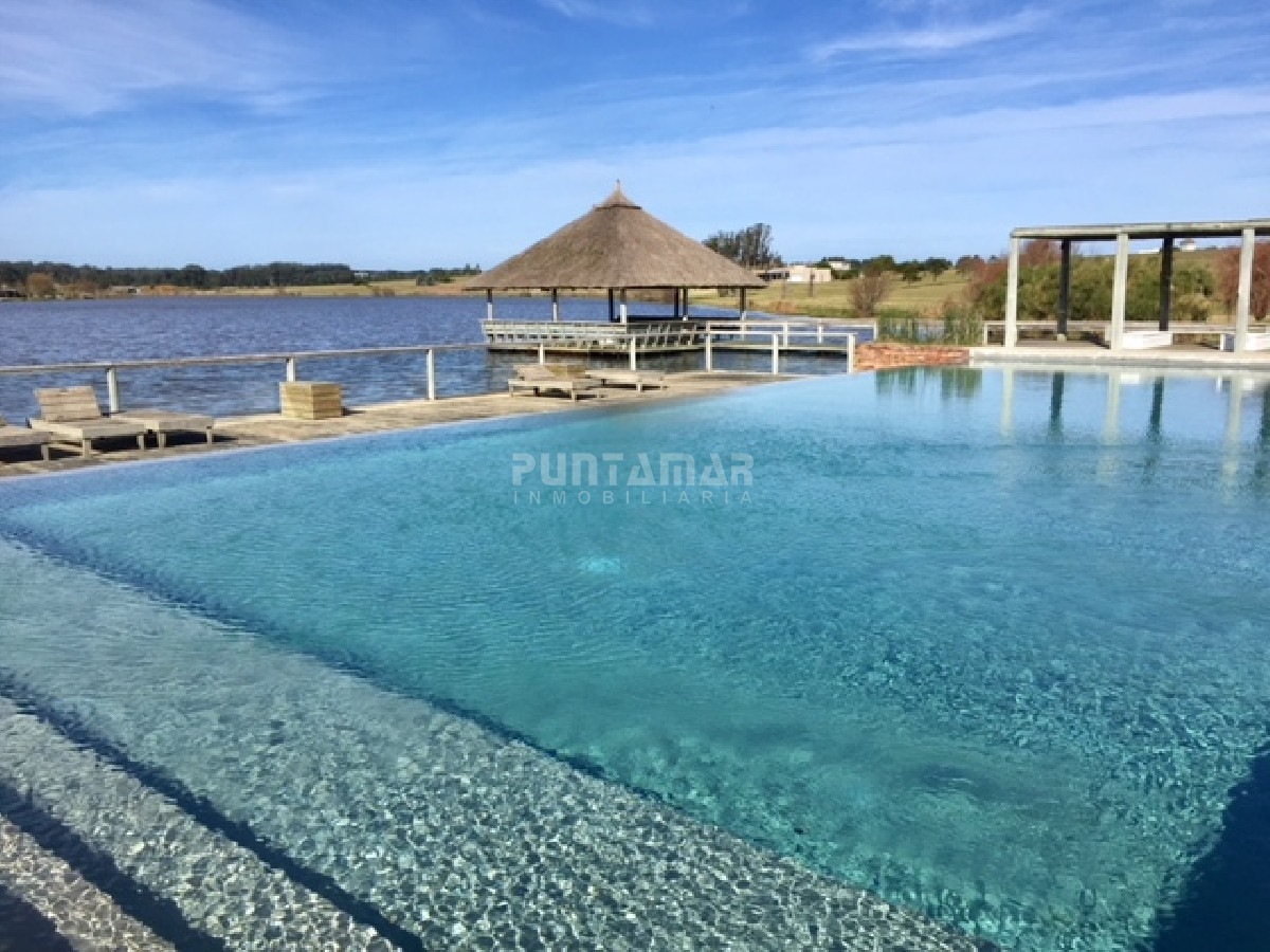 Casa ID.211804 - Casa en alquiler en Pueblo Mio