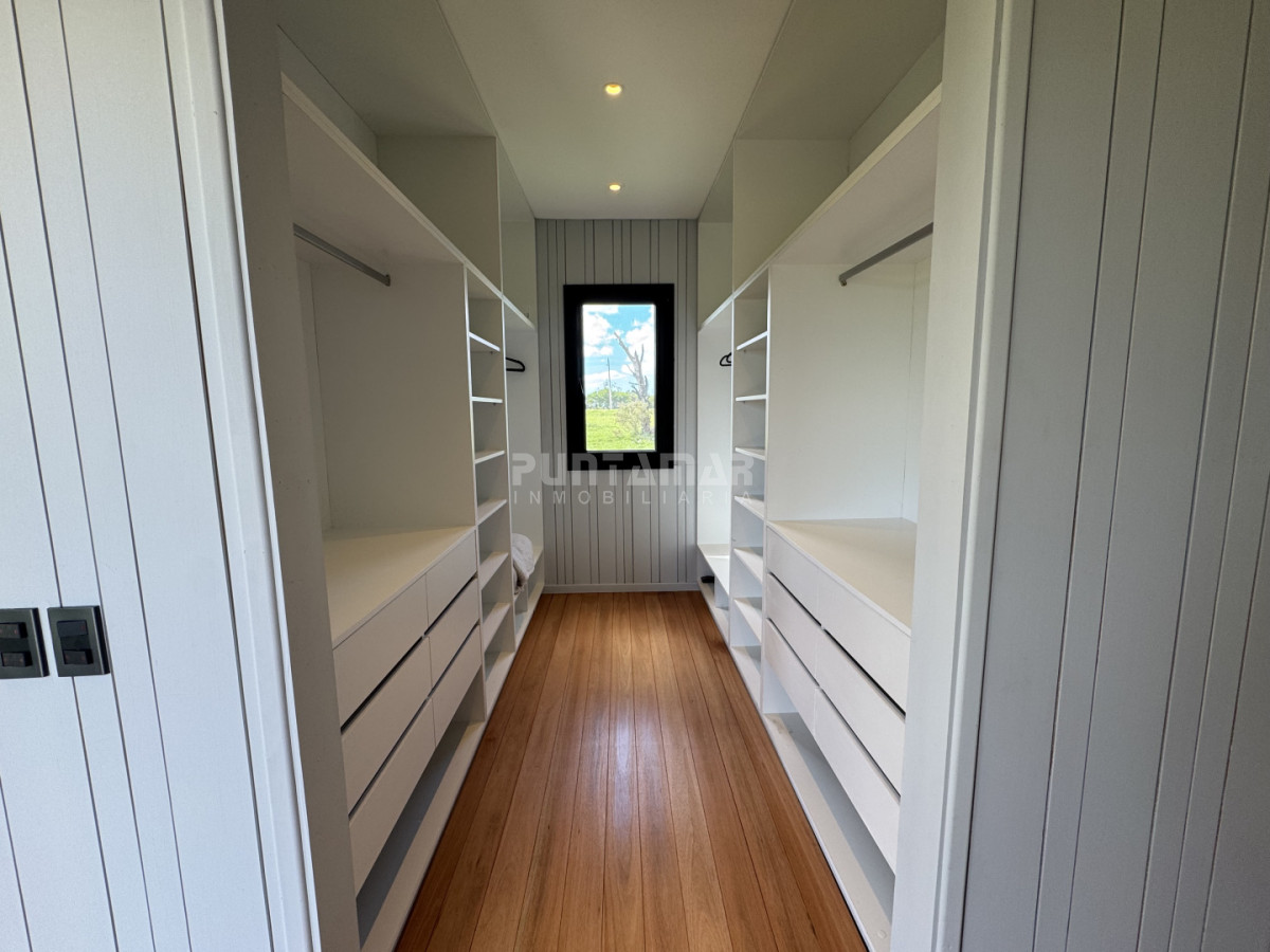 Casa ID.213827 - CASA EN VENTA EN BARRIO PRIVADO PUERTO QUETZAL 
