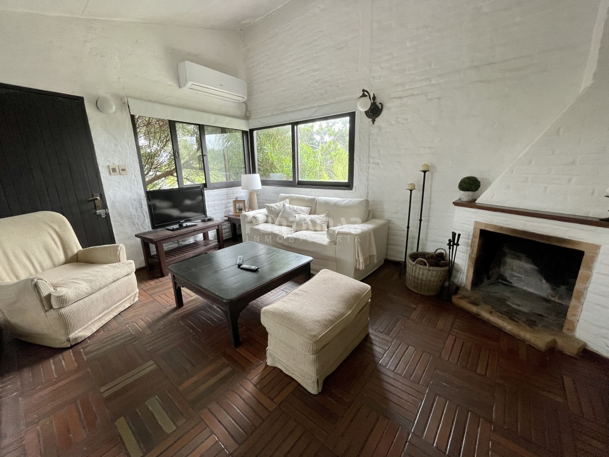 Casa ID.211067 - Casa en La Barra el centro de la Barra,  piscina climatizada