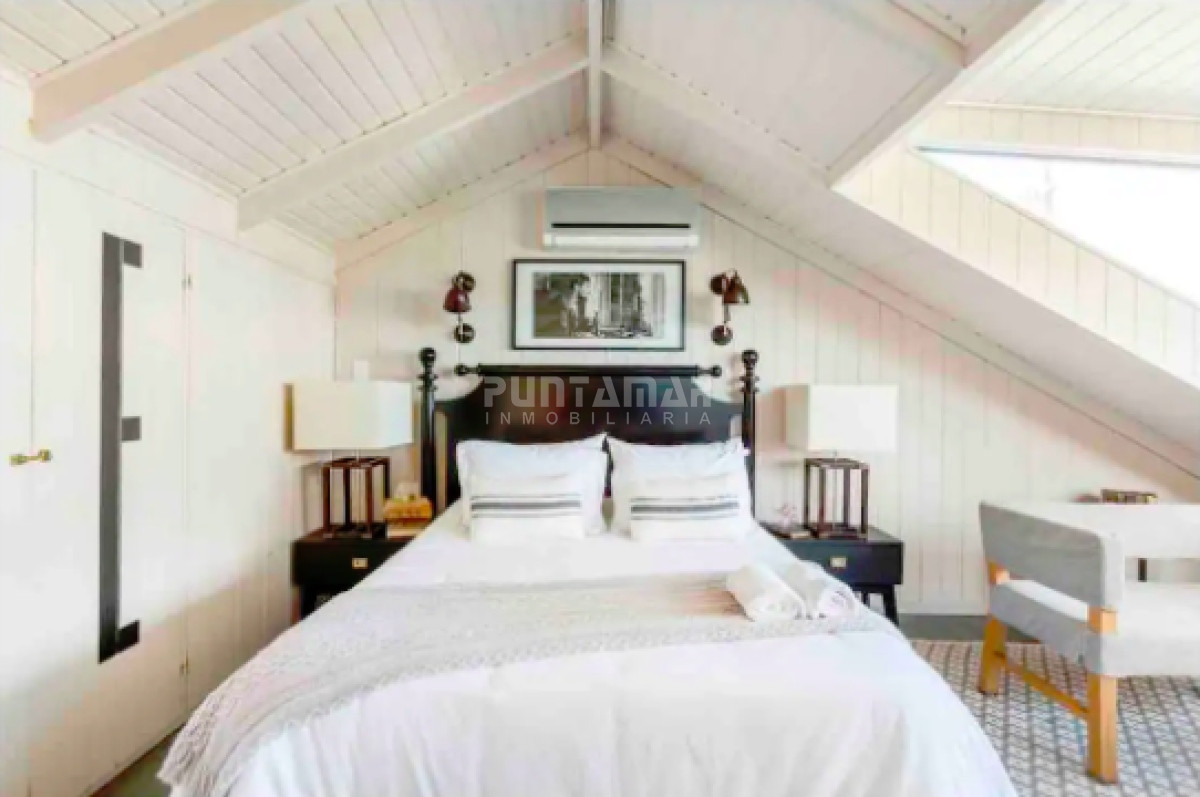 Casa ID.213430 - HERMOSA CASA DE DISEÑO EN EL CORAZÓN DE MONTOYA