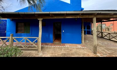 OPORTUNIDAD CASA 1 DORMITORIO A METROS DEL ARROYO EN LA BARRA