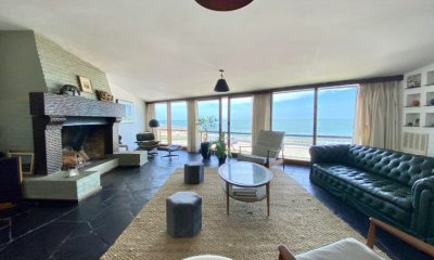 VENTA DE CASA EN LA PENINSULA FRENTE AL MAR