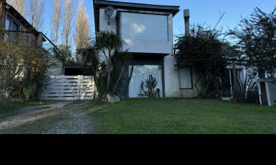 MUY LINDA CASA EN LA BARRA 3 DORMITORIOS CON PISCINA