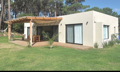 HERMOSA CASA A ESTRENAR 2 DORMITORIOS EN LA BARRA - BARRA VERDE