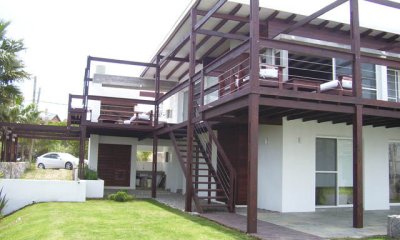 IMPORTANTE CASA EN PUNTA DEL ESTE, EL CHORRO, 5 DORMITORIOS