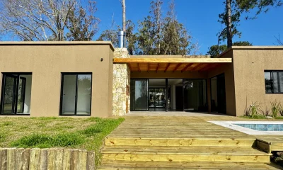 VENTA Y ALQUILER CASA A ESTRENAR EN BARRIO CERRADO LA CAÑADA - DISTRITO 52