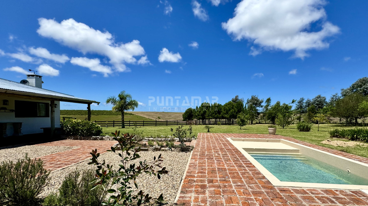 VENTA CHACRA DE 5 HECTAREAS ENTRE JOSE IGNACIO Y MANANTIALES  - PMI213456H