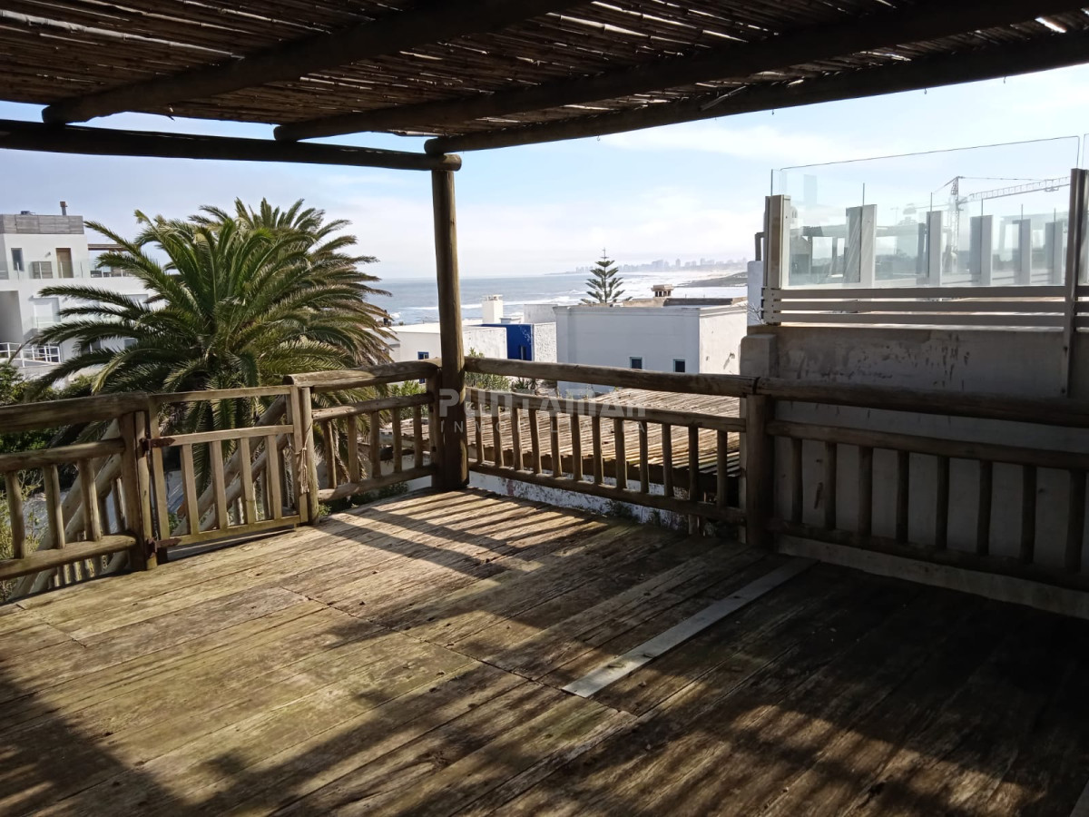 Local Comercial ID.213404 - AMPLIO LOCAL CON VISTA AL MAR SOBRE RUTA 10 LA BARRA 