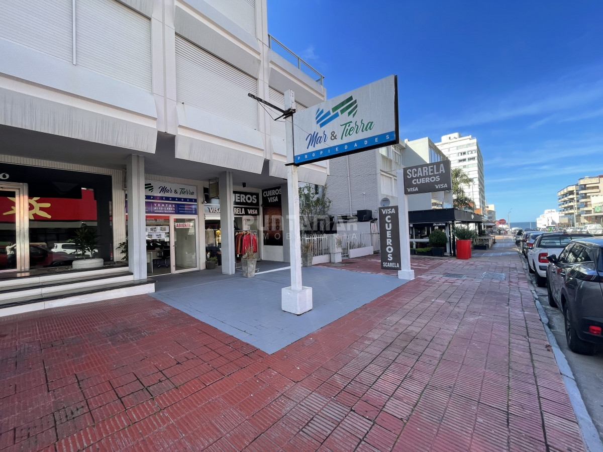 Local Comercial ID.211953 - LOCAL COMERCIAL EN EL CENTRO DE PUNTA DEL ESTE