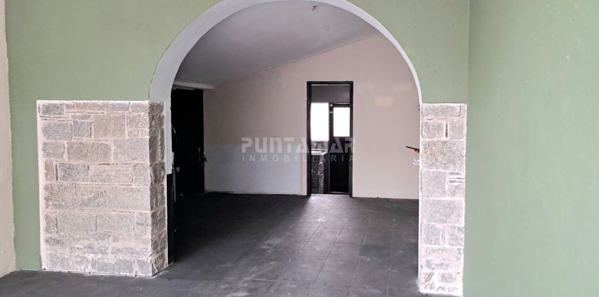 Local Comercial ID.213286 - LOCAL COMERCIAL EN LA PENINSULA