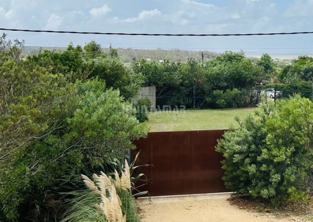 Terreno ID.213315 - OPORTUNIDAD TERRENO A 200 MTS DEL MAR EN ALTOS DE PUNTA PIEDRA