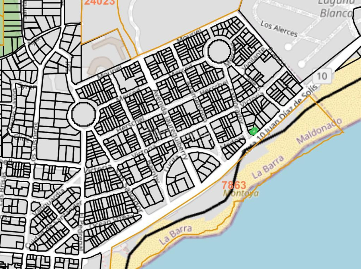 Terreno ID.211254 - IMPRESIONANTE TERRENO ESQUINERO FRENTE AL MAR EN MONTOYA