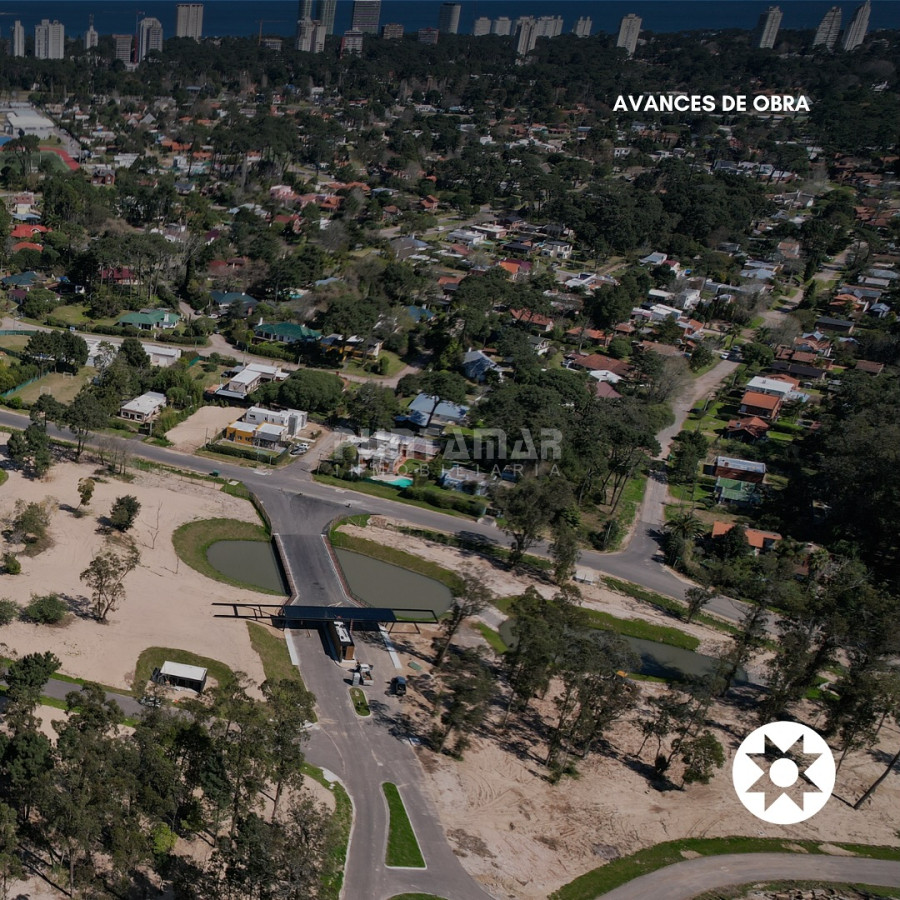 Terreno ID.213680 - TERRENO EN MUY LINDO DESARROLLO EN EL CORAZON DE PUNTA DEL ESTE 