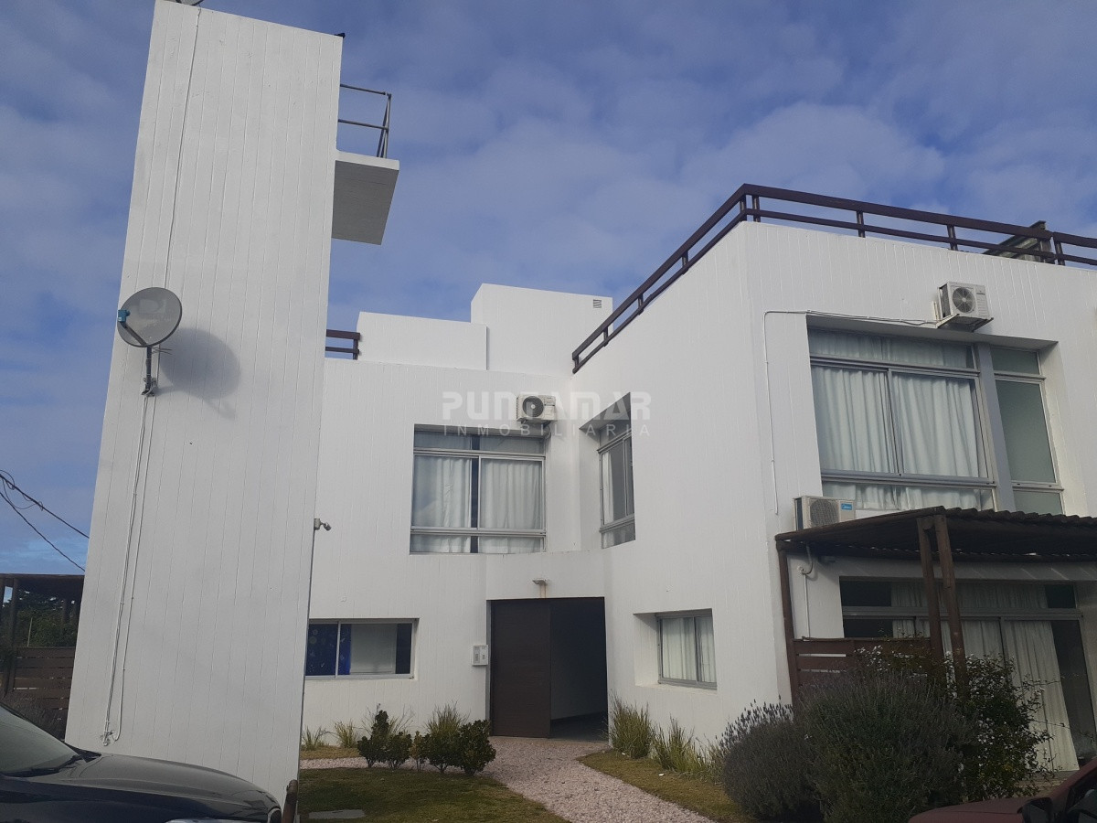 Apartamento ID.212005 - HERMOSO APARTAMENTO A METROS DEL MAR EN MANANTIALES 