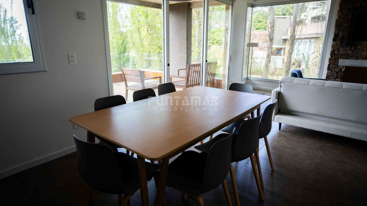Apartamento ID.213462 - VACACIONA EN EDIFICIO Q - PUNTA BALLENA 