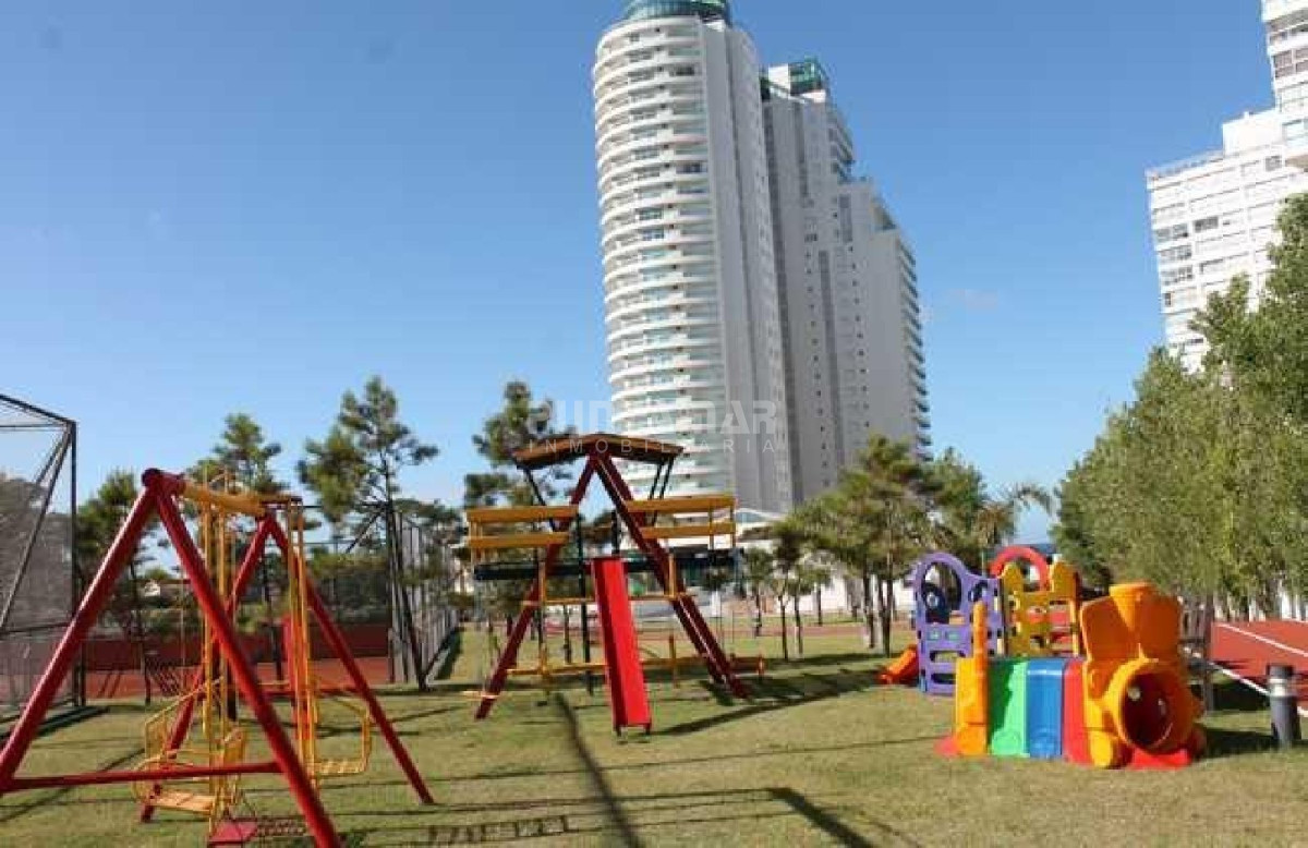 Apartamento ID.2134 - Apartamento en Mansa, 3 dormitorios 
