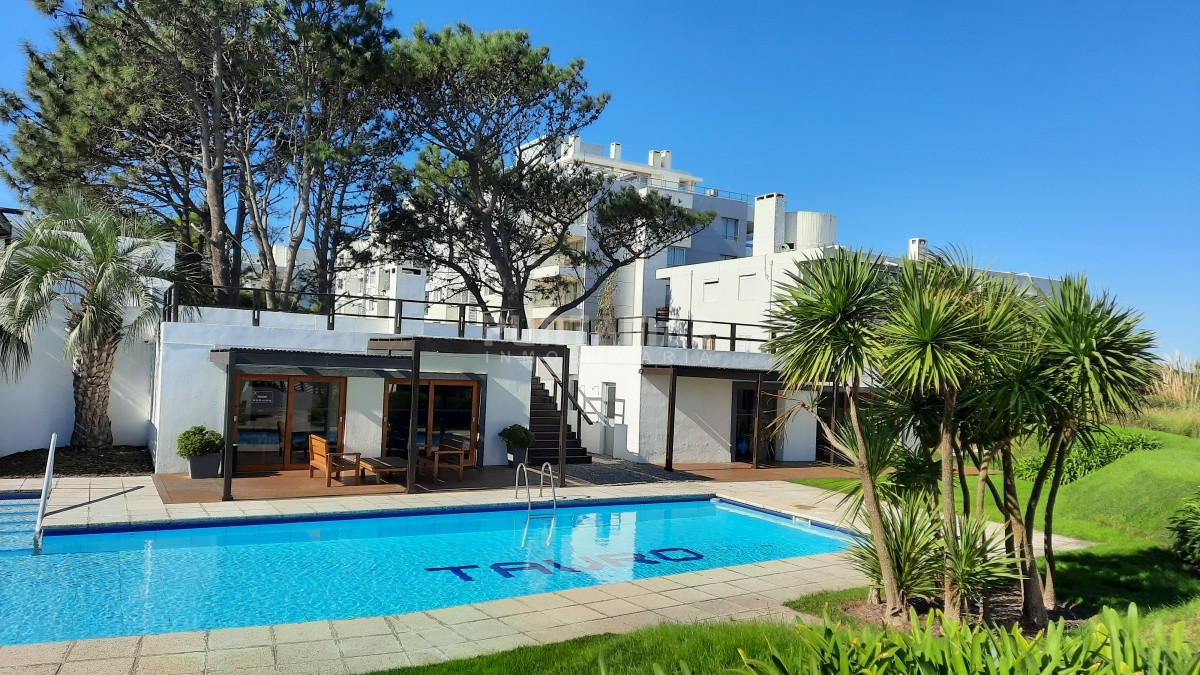 Apartamento ID.212985 - DEPARTAMENTO DE 3 DORMITORIOS CON VISTA AL MAR 