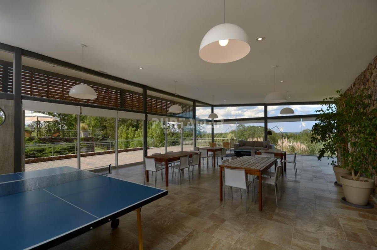Apartamento ID.213460 - VACACIONA EN EDIFICIO Q PUNTA BALLENA 