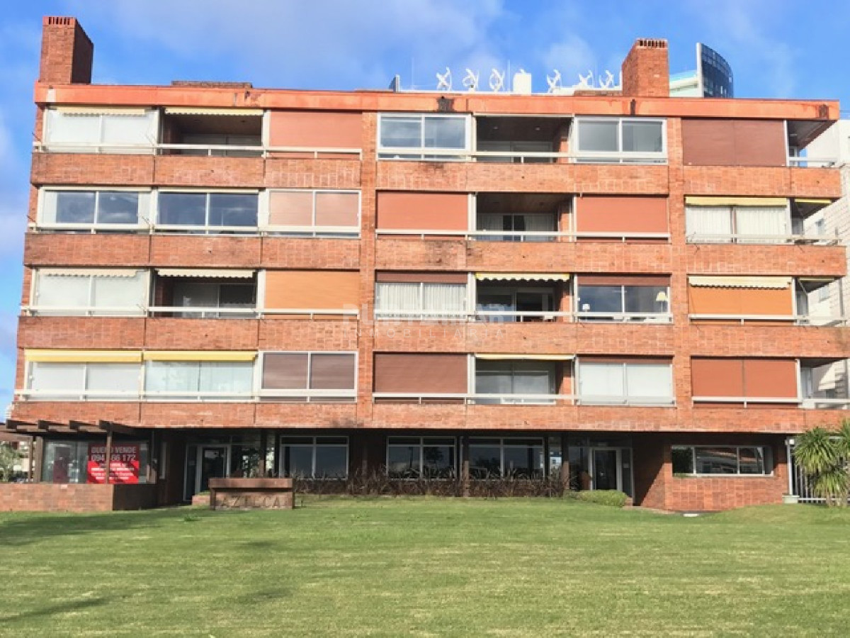 Apartamento ID.211620 - Apartamento en Mansa, 2 dormitorios *