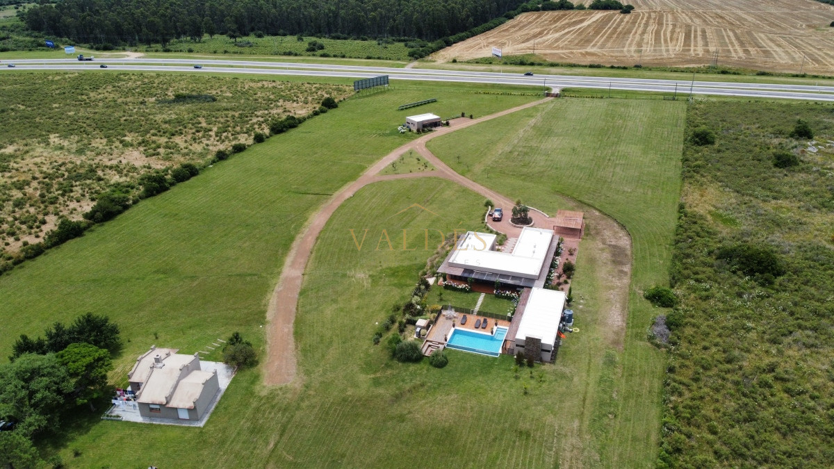 Chacra ID.2864 - Espectacular chacra a 15 mint de punta del este