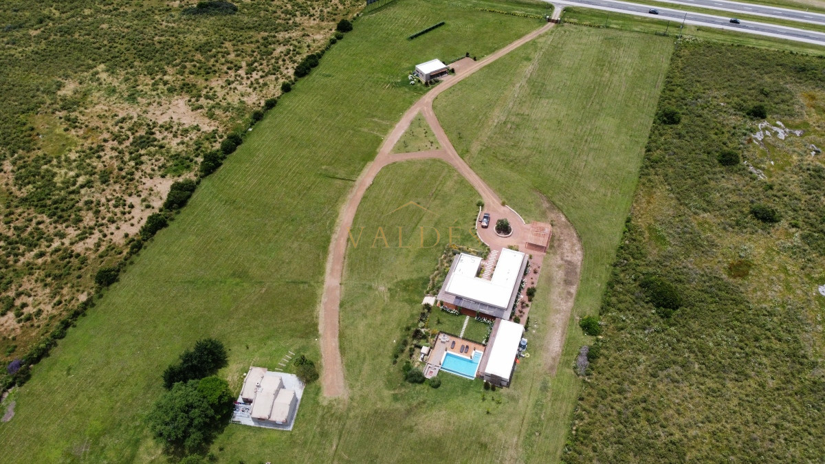 Chacra ID.2864 - Espectacular chacra a 15 mint de punta del este