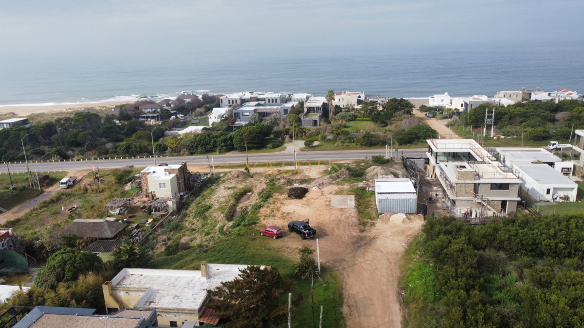 Terreno ID.5326 - Terreno con vista al mar en manantiales, punta piedra