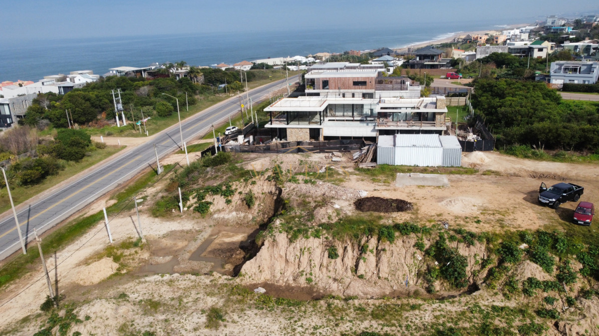 Terreno ID.5326 - Terreno con vista al mar en manantiales, punta piedra