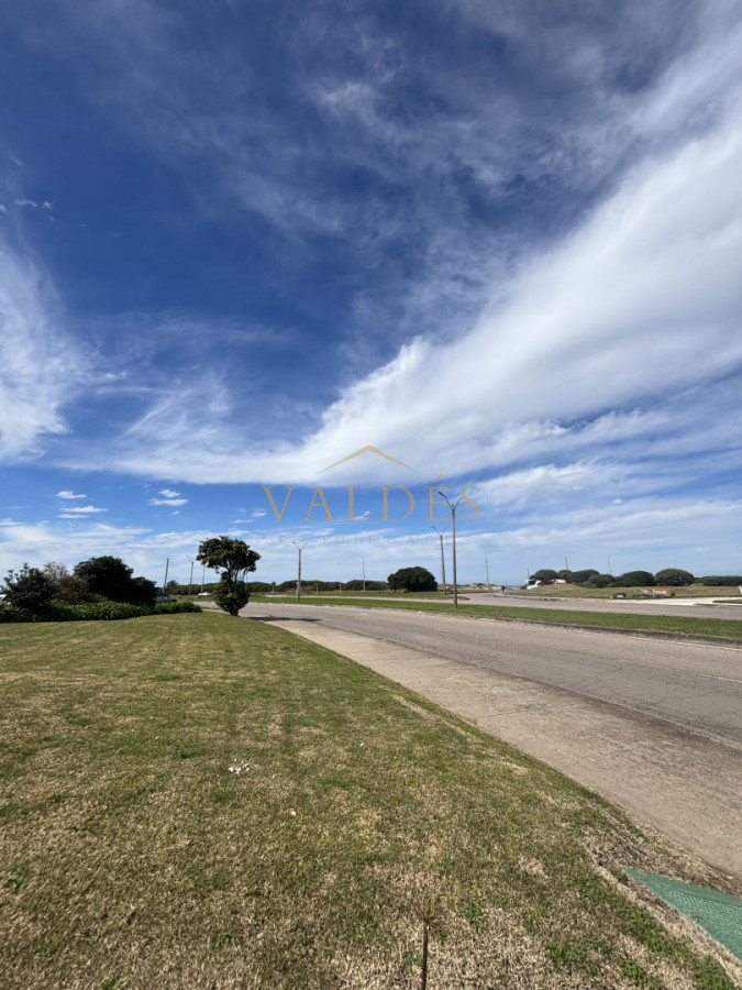 Apartamento ID.5519 - Apartamento en primera línea, playa brava 