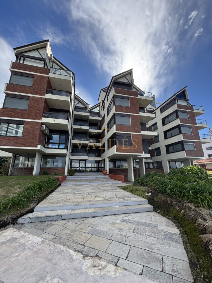 Apartamento ID.5519 - Apartamento en primera línea, playa brava 