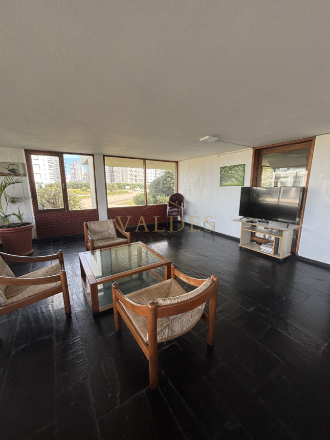 Apartamento ID.5519 - Apartamento en primera línea, playa brava 